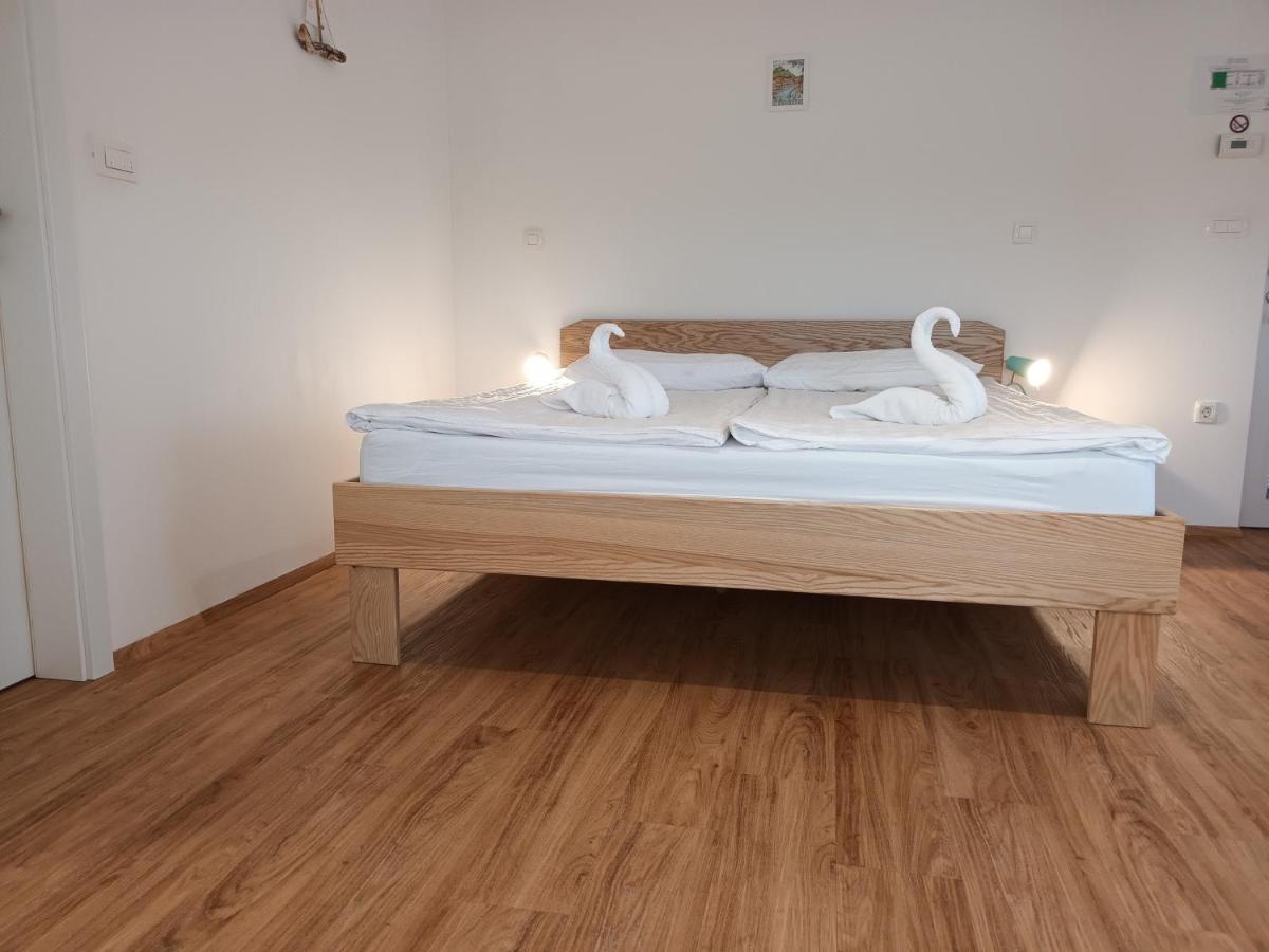 Accommodation Baron Λιουμπλιάνα Εξωτερικό φωτογραφία