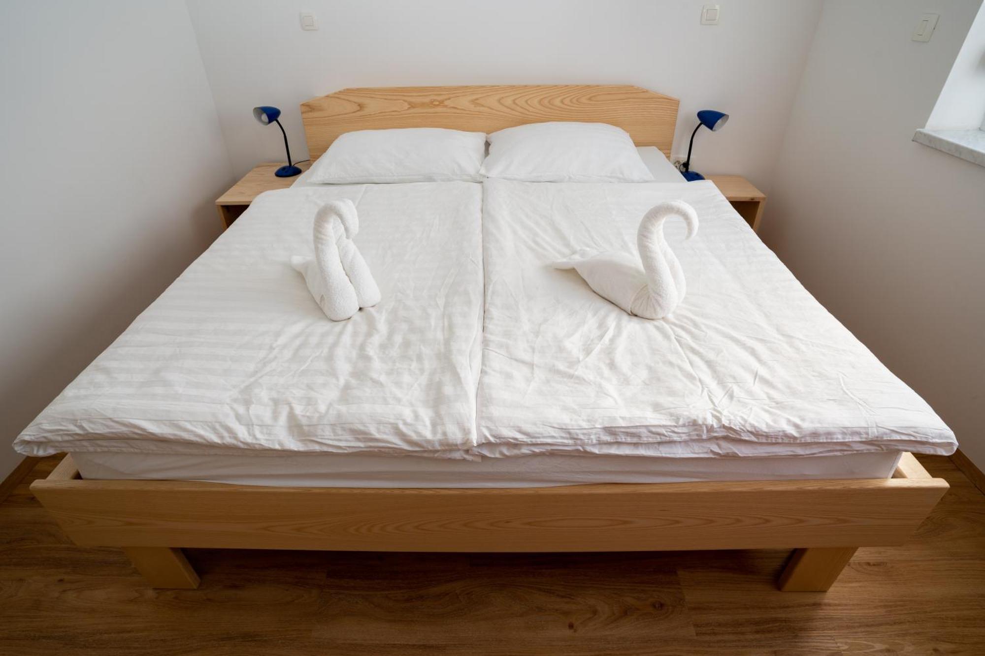 Accommodation Baron Λιουμπλιάνα Δωμάτιο φωτογραφία
